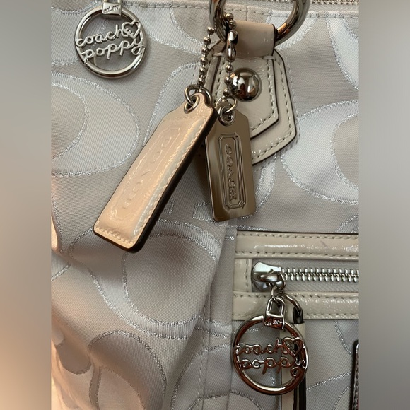 Like New Coach Poppy Metallica Glam Tote - Picture 4 of 8